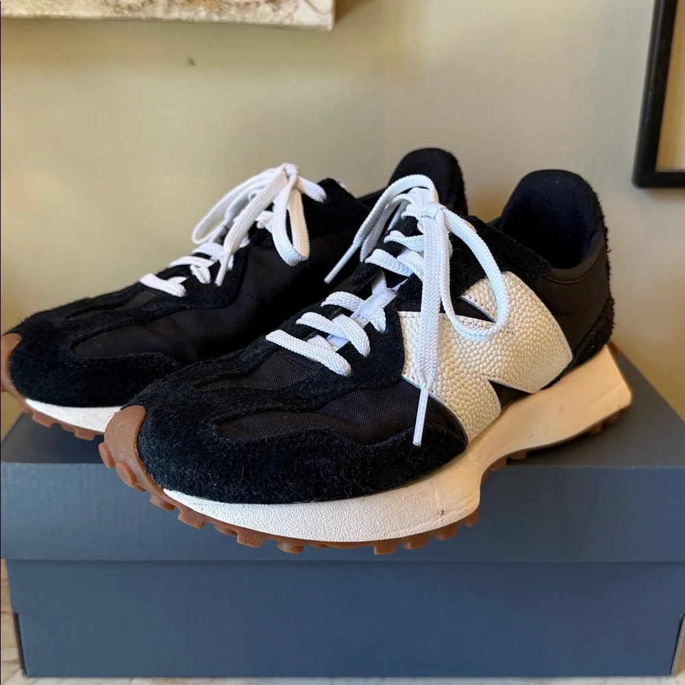 👟 New Balance Women’s 327 Sneakers - Picture 4 of 11